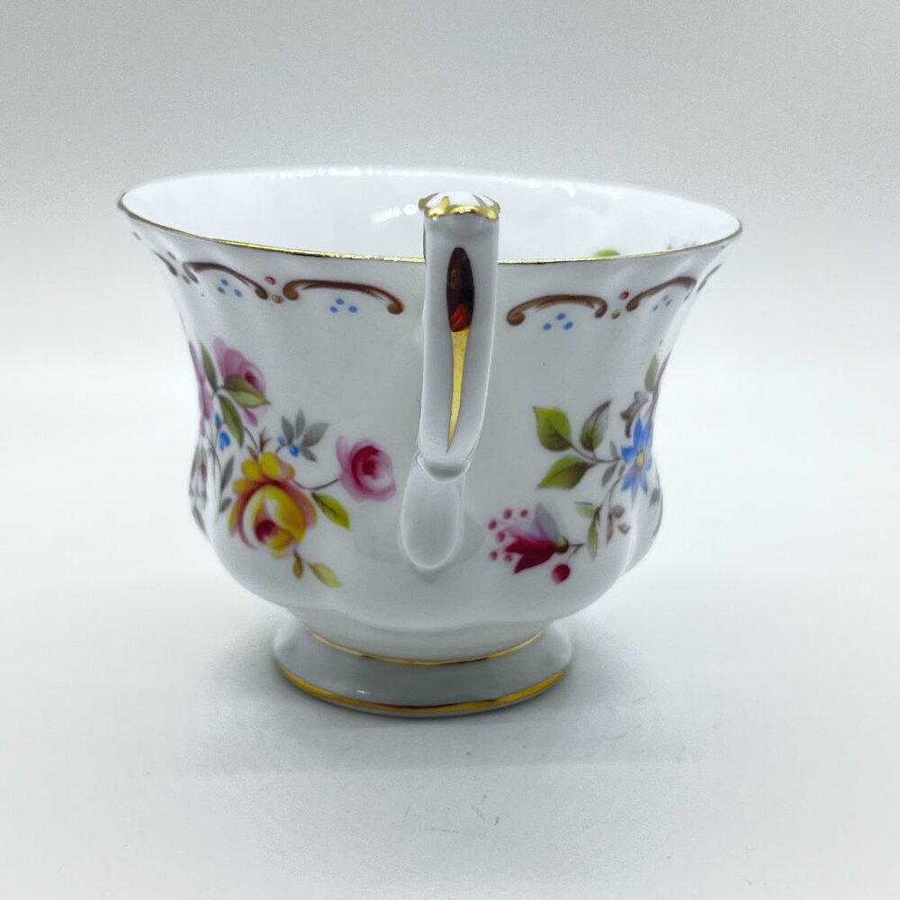 Royal Albert Jubilee Rose Vintage Teacup and Saucer - Picture 4 of 12